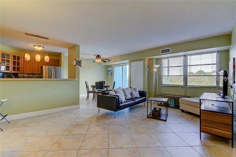 Image 8 of 22 For 3315 58th Avenue S 411