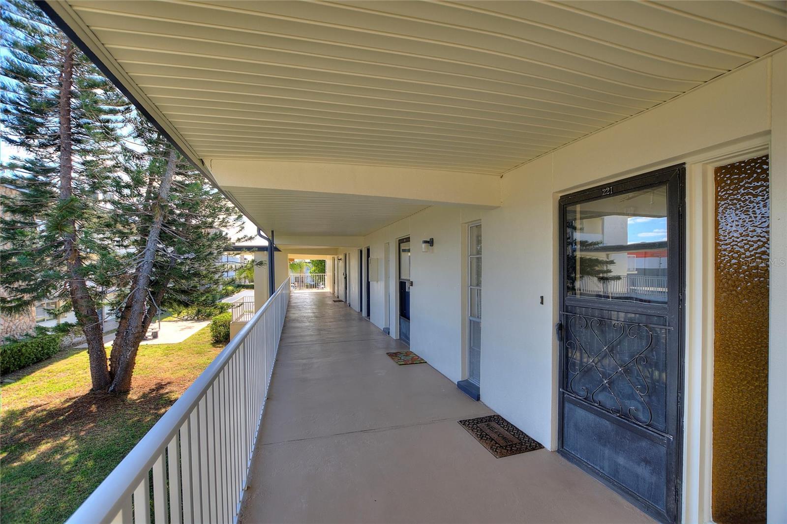 Image 6 of 31 For 6100 12th Street S 221