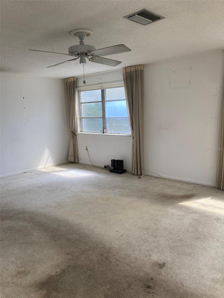 Image 13 of 46 For 5521 80th Street N 516