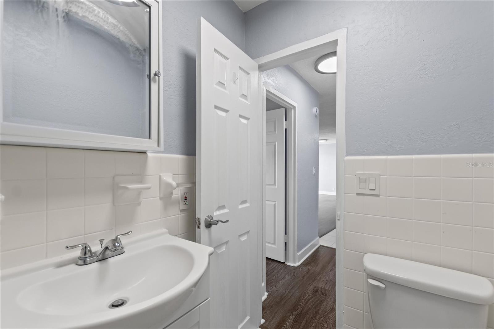 Image 22 of 39 For 3315 58th Avenue S 610