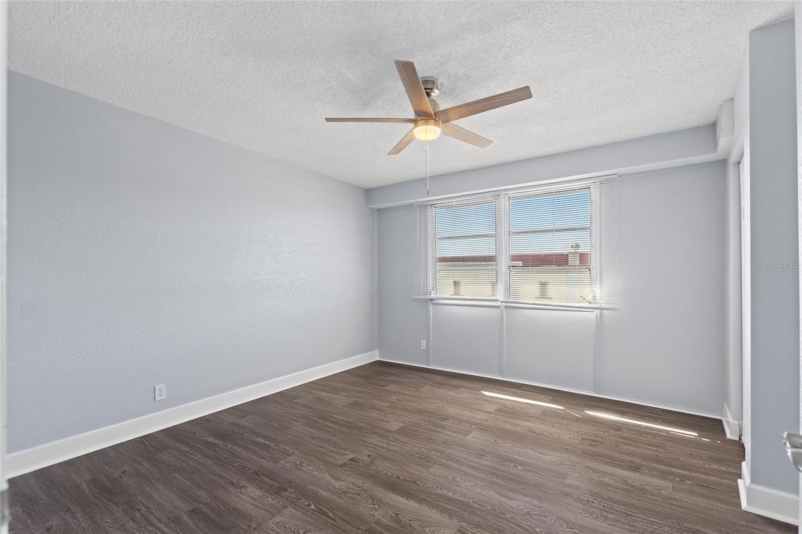 Image 24 of 39 For 3315 58th Avenue S 610