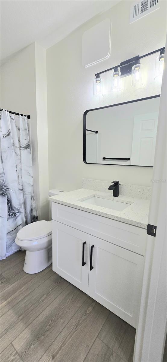 Image 30 of 41 For 10764 70th Avenue 5304