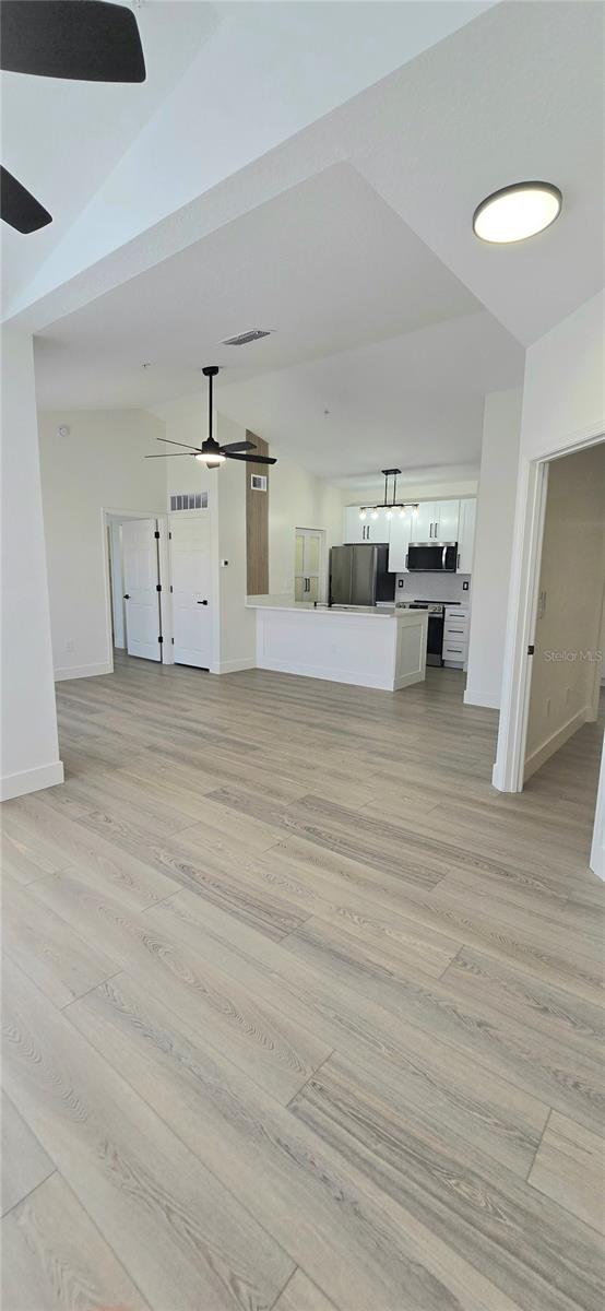 Image 4 of 41 For 10764 70th Avenue 5304