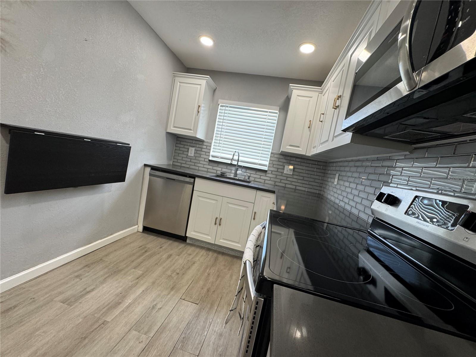 Image 11 of 34 For 7106 Sparkman Street