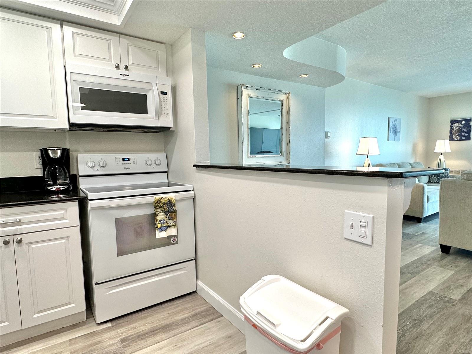 Image 12 of 47 For 851 Bayway Boulevard 905