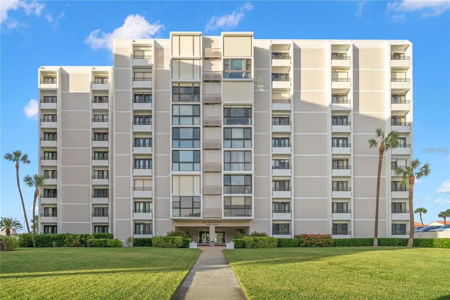 Image 2 of 47 For 851 Bayway Boulevard 905