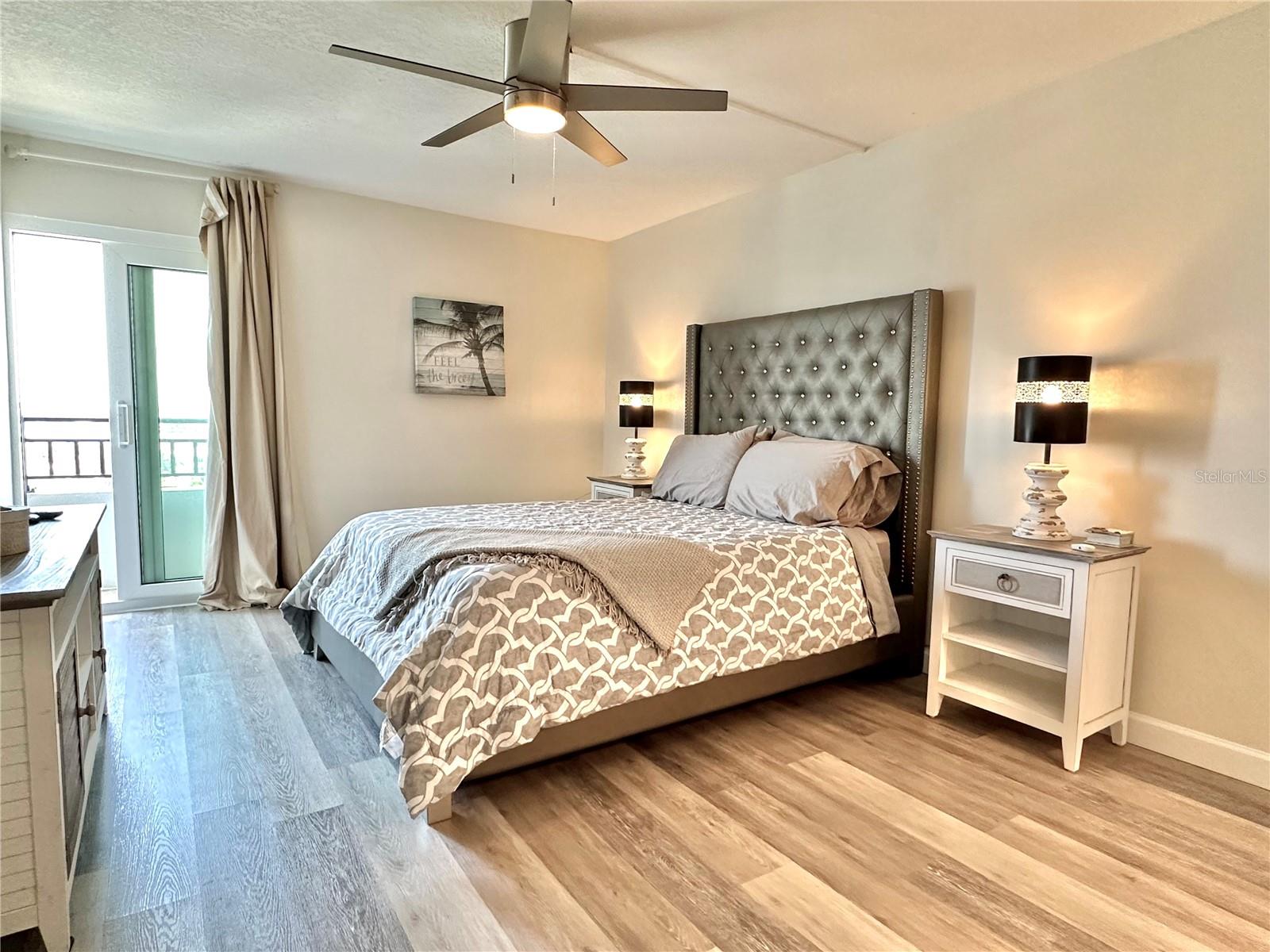 Image 35 of 47 For 851 Bayway Boulevard 905