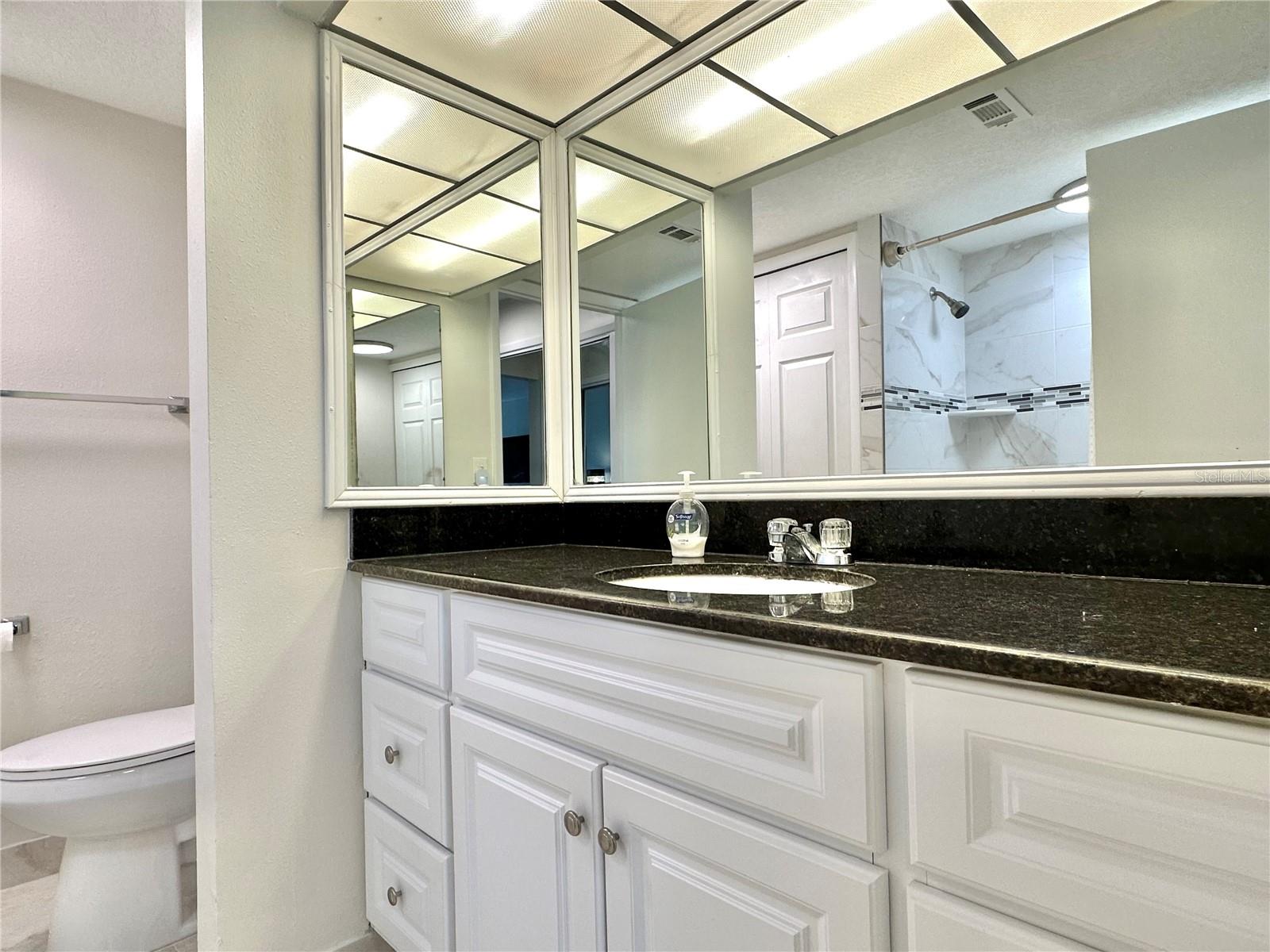 Image 43 of 47 For 851 Bayway Boulevard 905