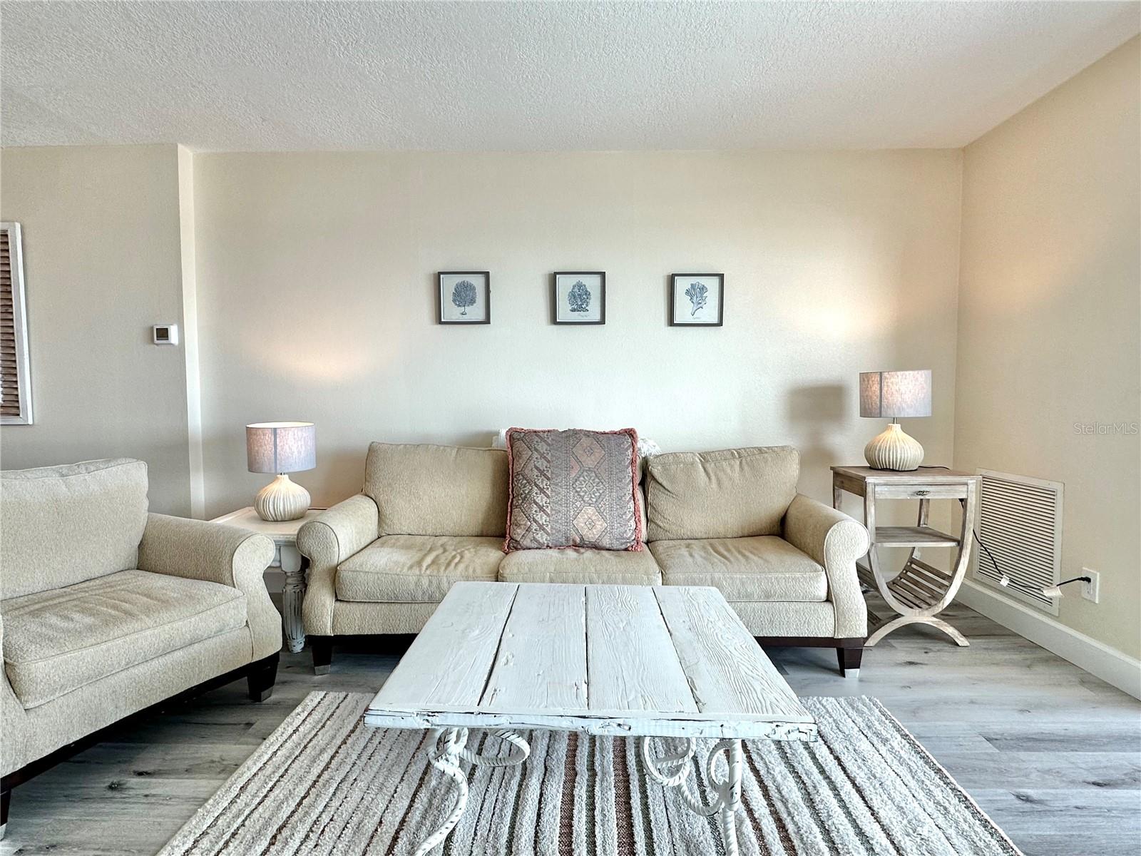 Image 14 of 46 For 855 Bayway Boulevard 907