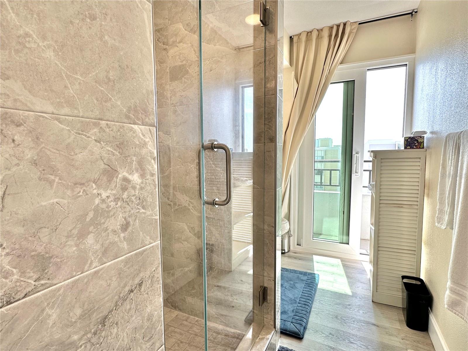 Image 27 of 46 For 855 Bayway Boulevard 907