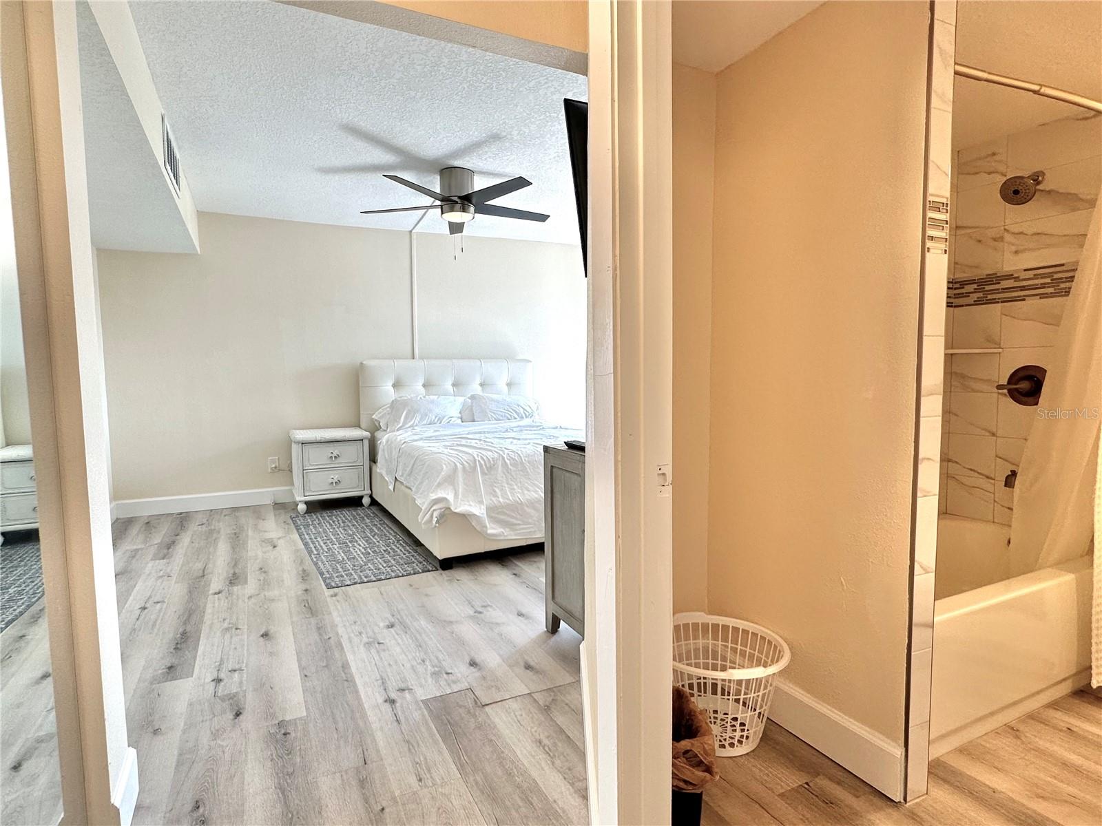 Image 36 of 46 For 855 Bayway Boulevard 907