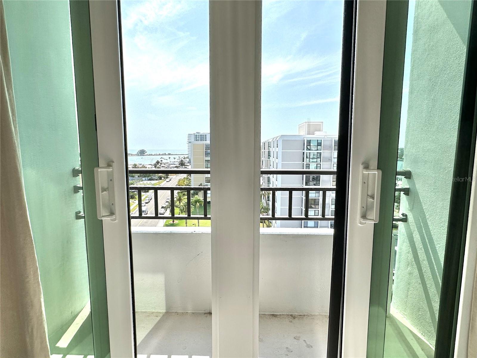 Image 40 of 46 For 855 Bayway Boulevard 907