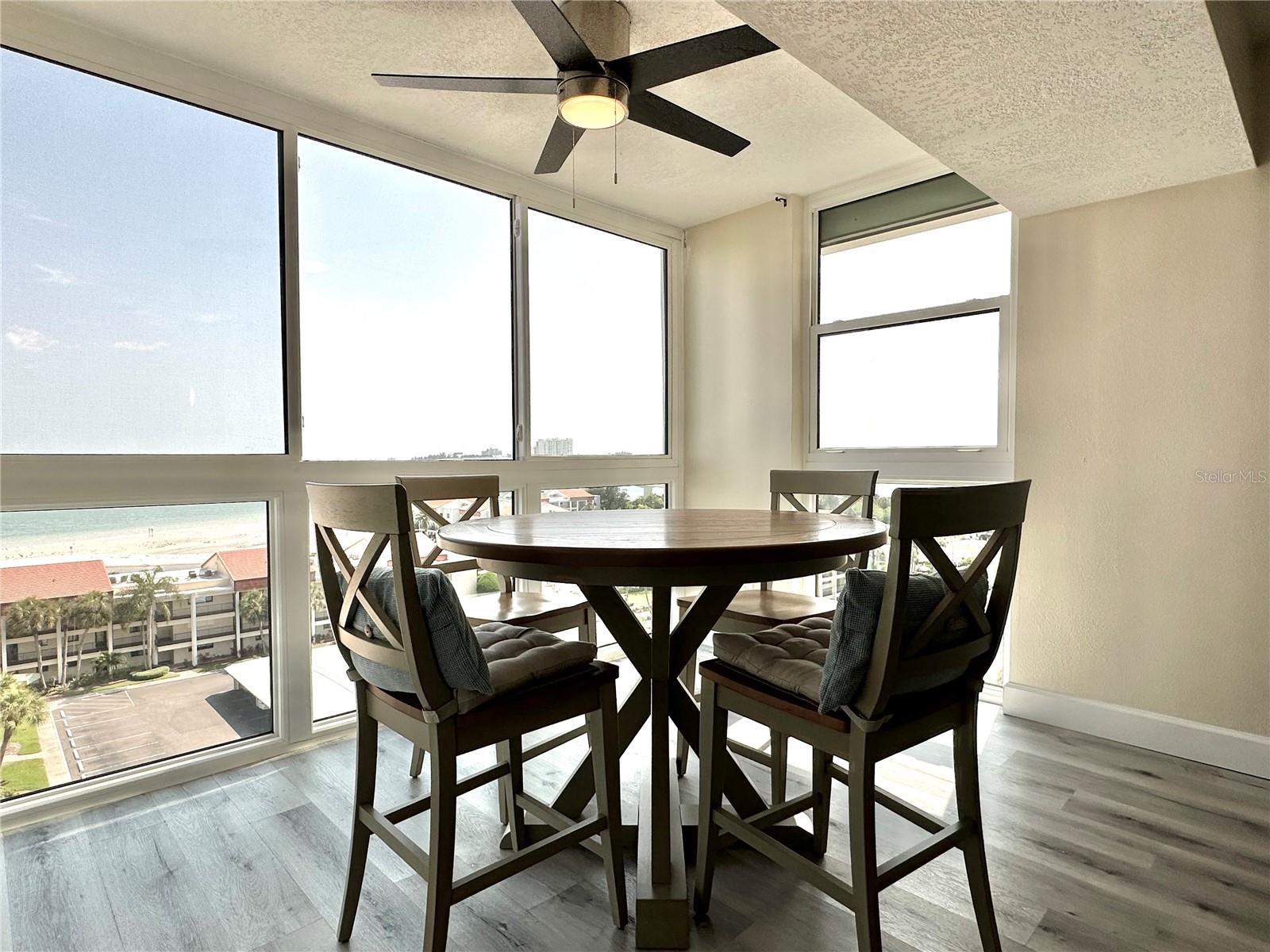 Image 6 of 46 For 855 Bayway Boulevard 907