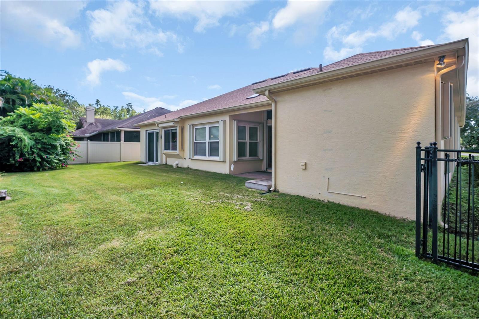 Image 5 of 59 For 12302 Seabrook Drive