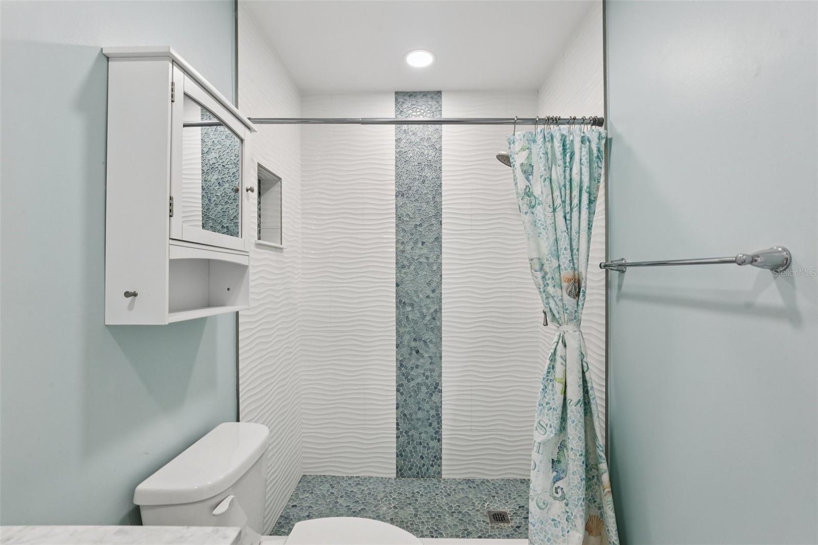 Image 14 of 29 For 14800 Walsingham Road 1215