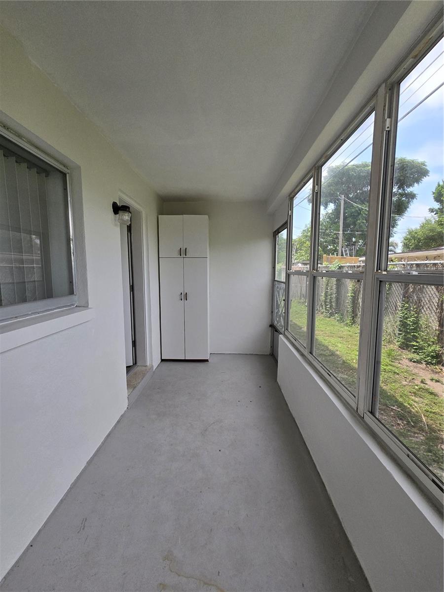 Image 16 of 16 For 2366 Shelley Street 4