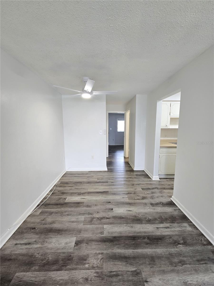 Image 6 of 16 For 2366 Shelley Street 4