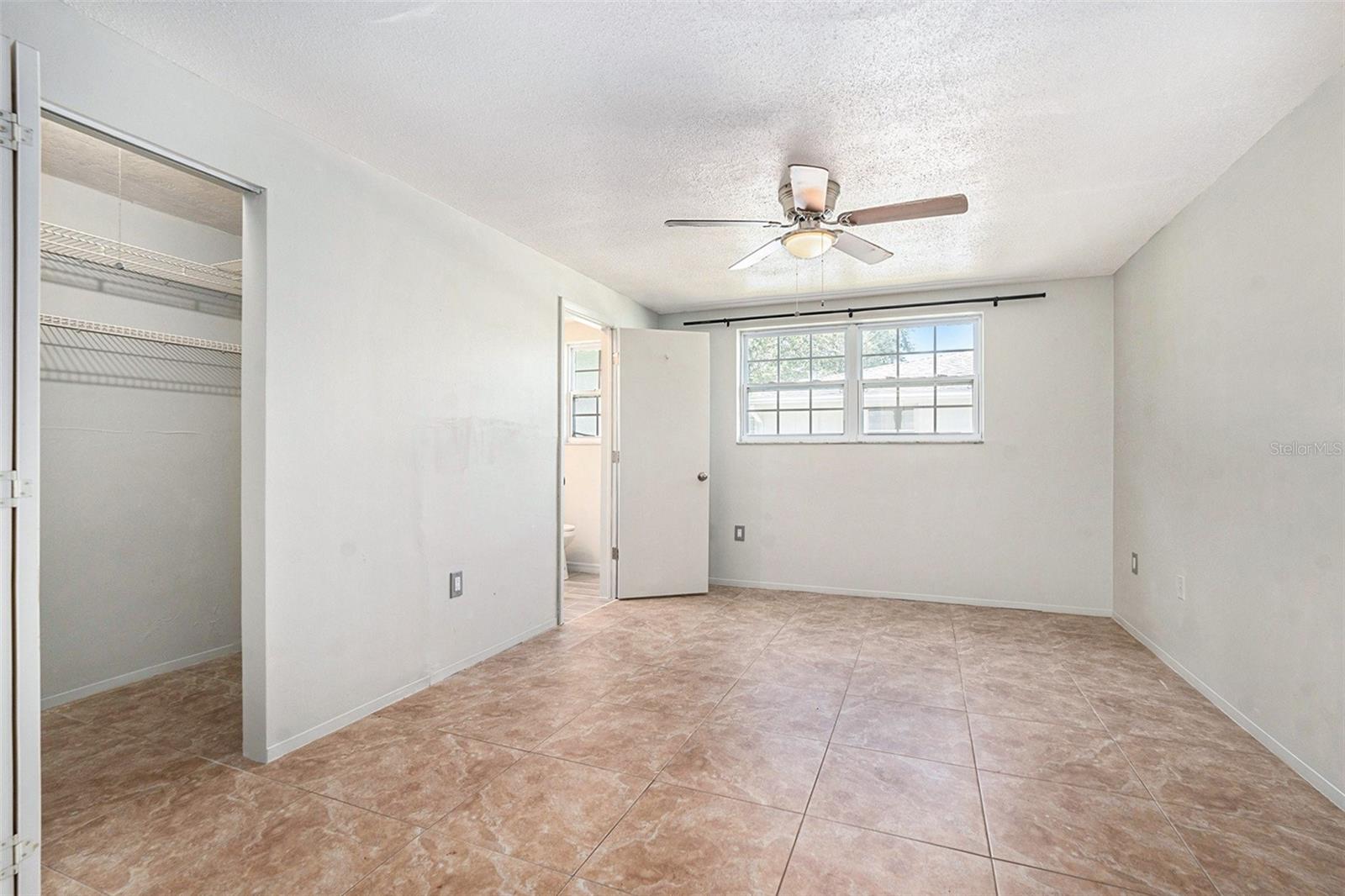 Image 17 of 36 For 10137 Oleander Drive