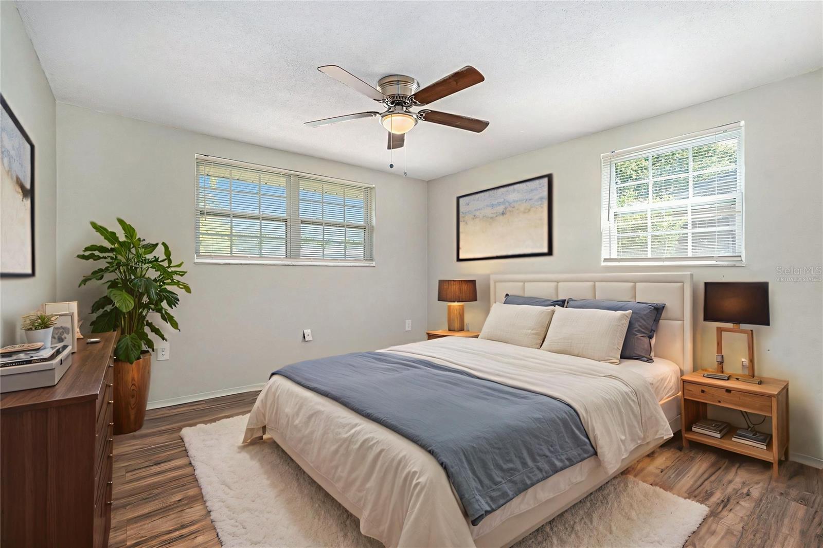 Image 24 of 36 For 10137 Oleander Drive