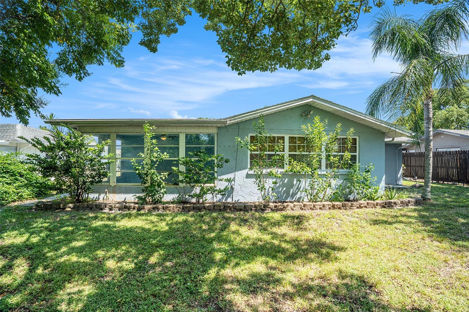 Image 31 of 36 For 10137 Oleander Drive