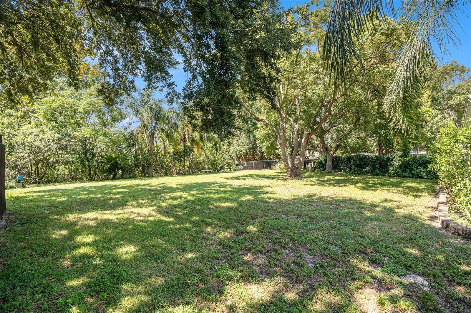 Image 36 of 36 For 10137 Oleander Drive