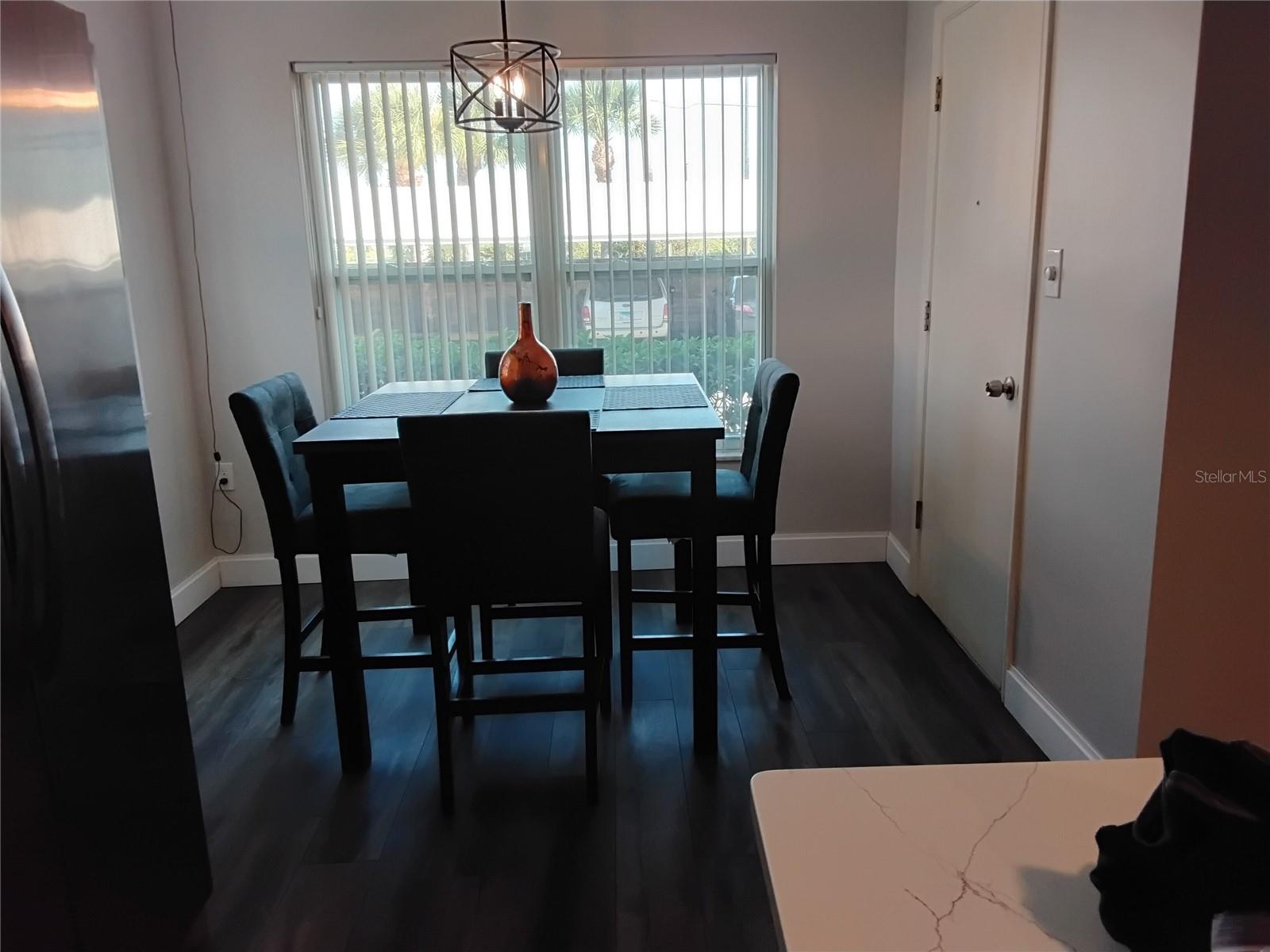 Image 3 of 20 For 1235 Highland Avenue 1-101
