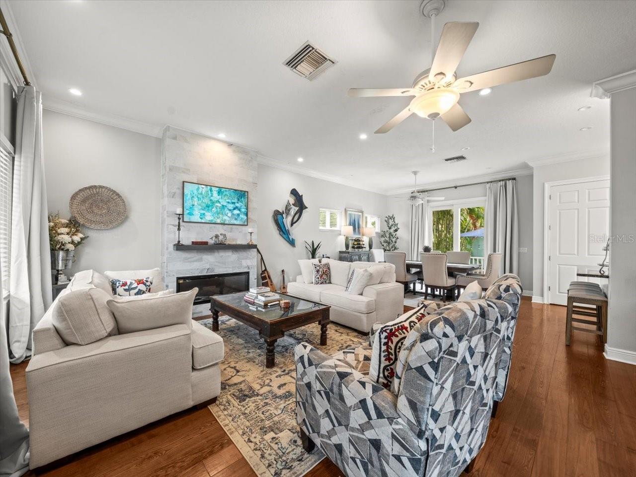 Image 10 of 49 For 254 7th Avenue N