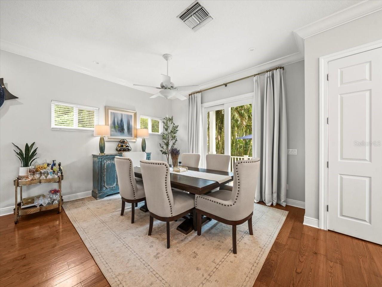 Image 15 of 49 For 254 7th Avenue N