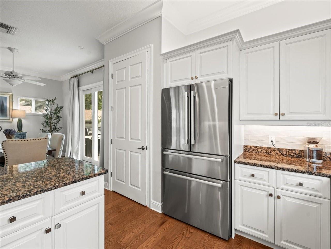 Image 24 of 49 For 254 7th Avenue N