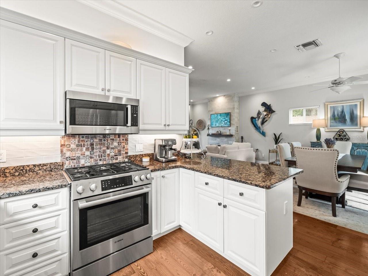 Image 25 of 49 For 254 7th Avenue N