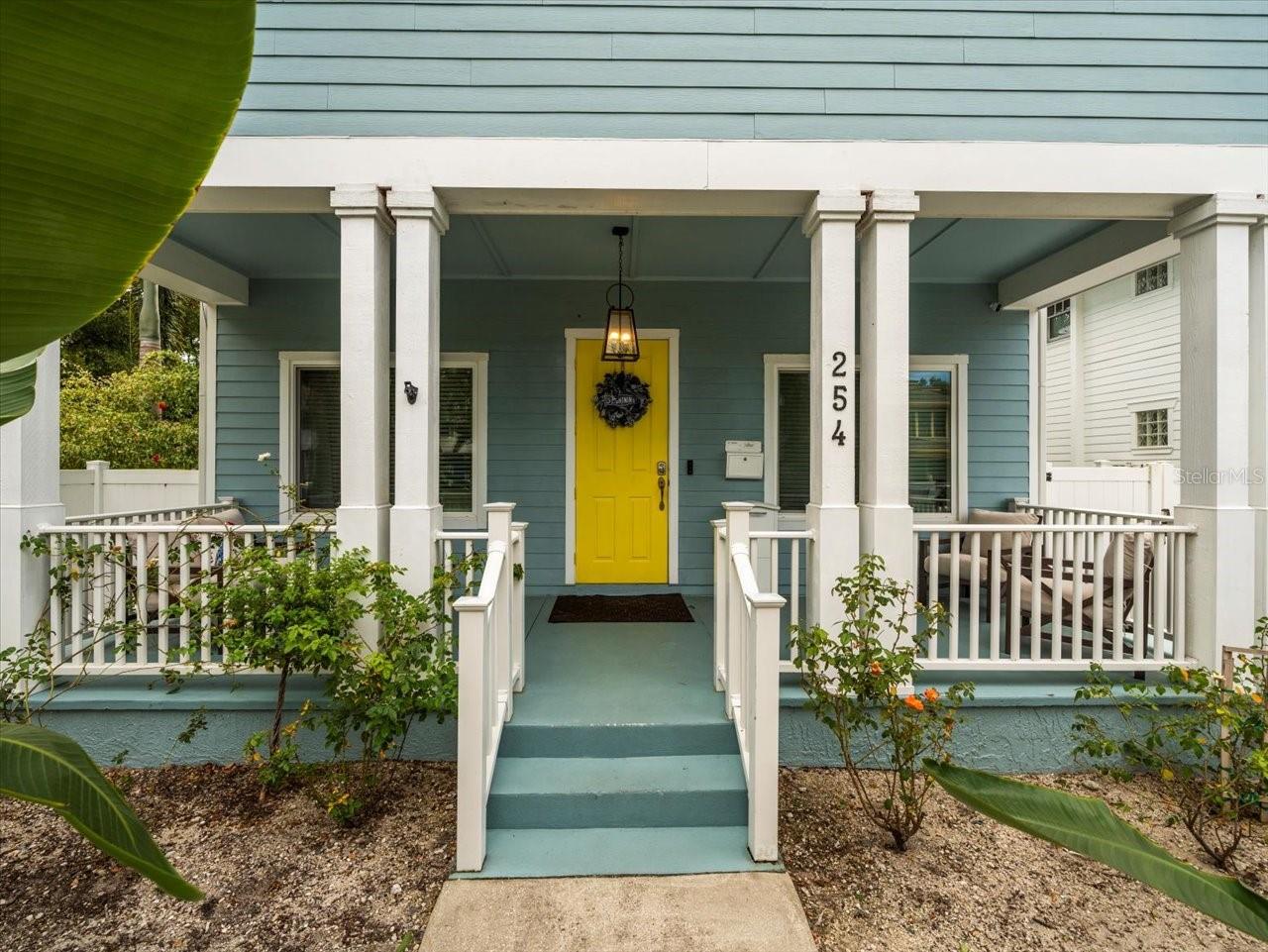 Image 4 of 49 For 254 7th Avenue N