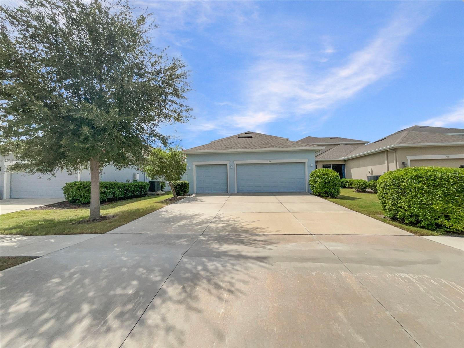 Image 24 of 30 For 705 Winterside Drive