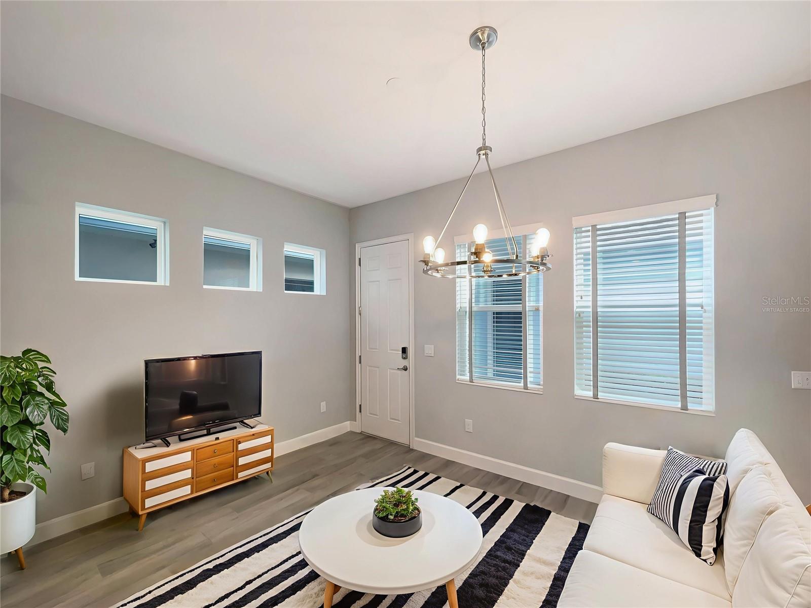Image 5 of 30 For 705 Winterside Drive
