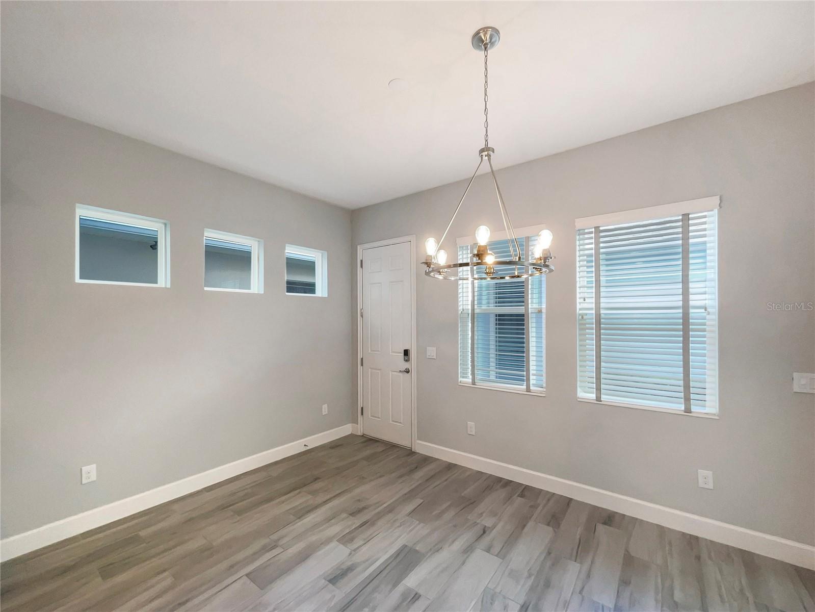 Image 6 of 30 For 705 Winterside Drive