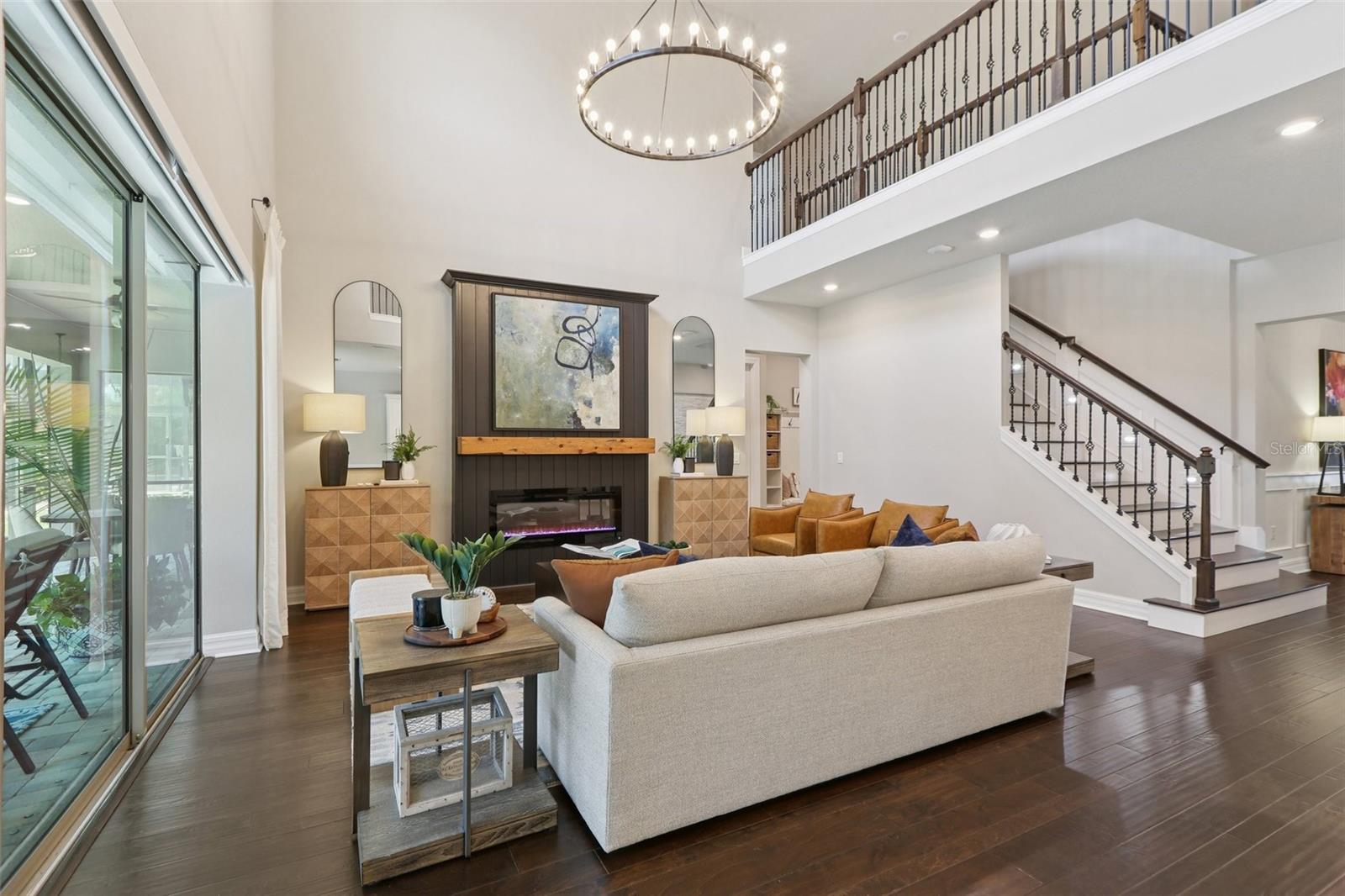 Image 15 of 99 For 842 Forest Glen Court