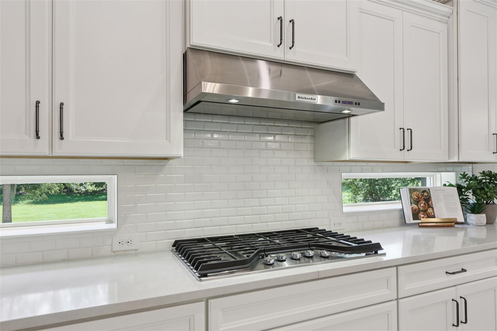 Image 29 of 99 For 842 Forest Glen Court