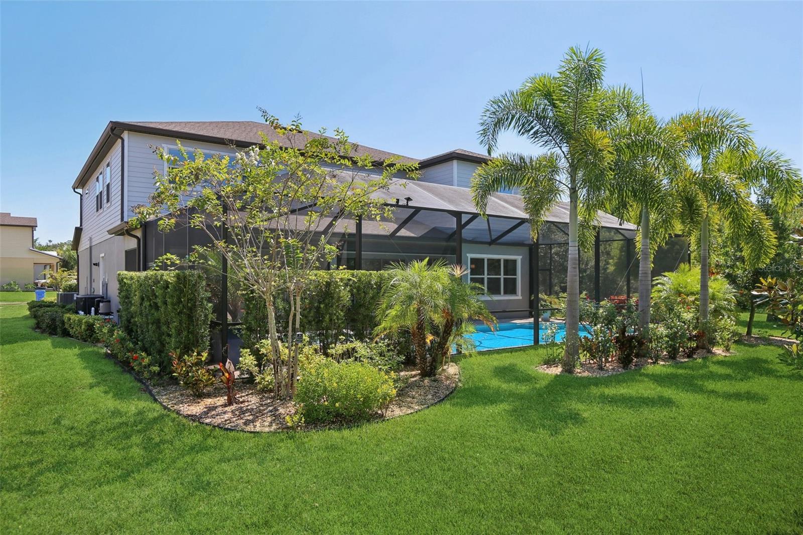 Image 72 of 99 For 842 Forest Glen Court