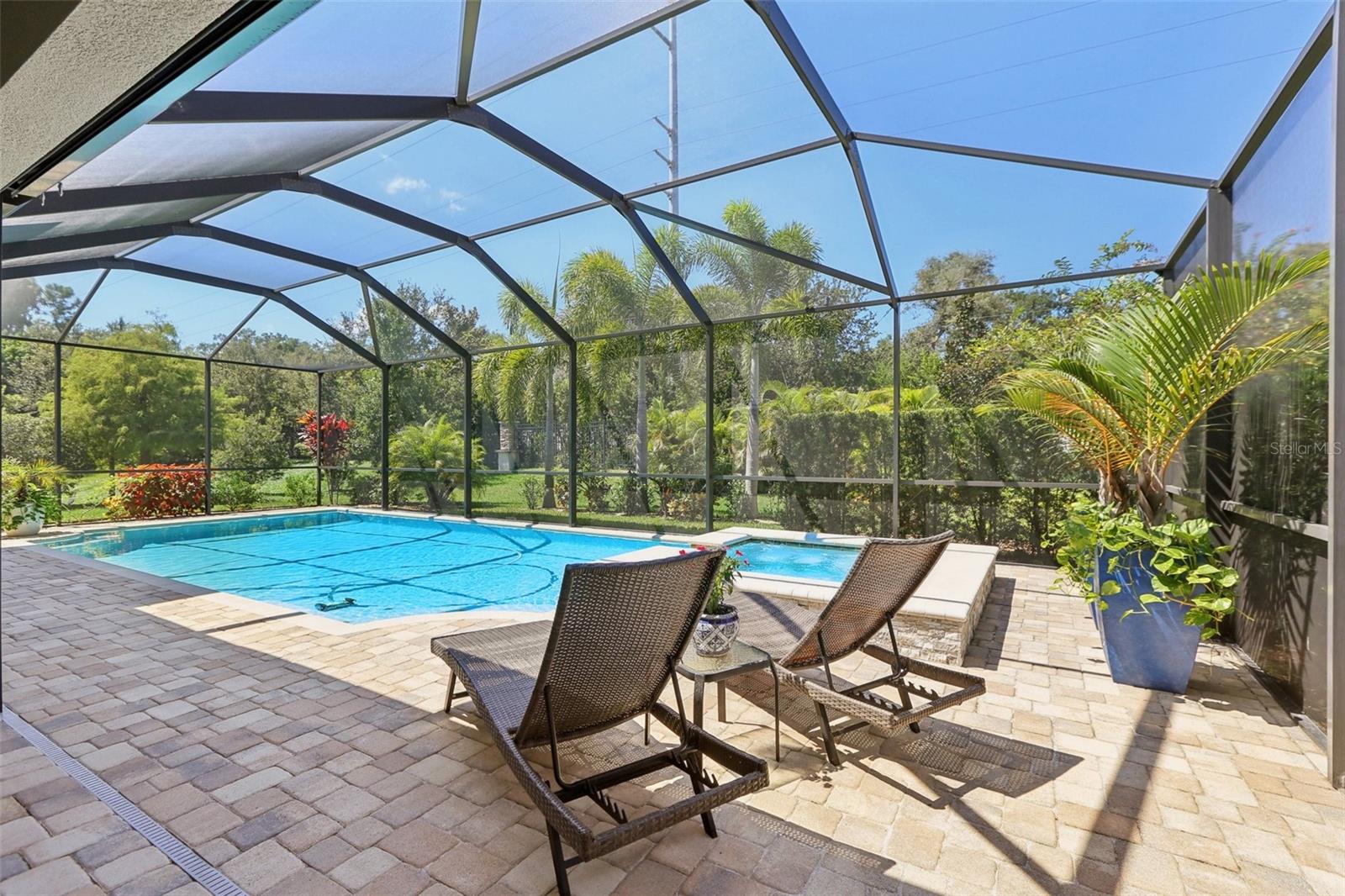 Image 73 of 99 For 842 Forest Glen Court