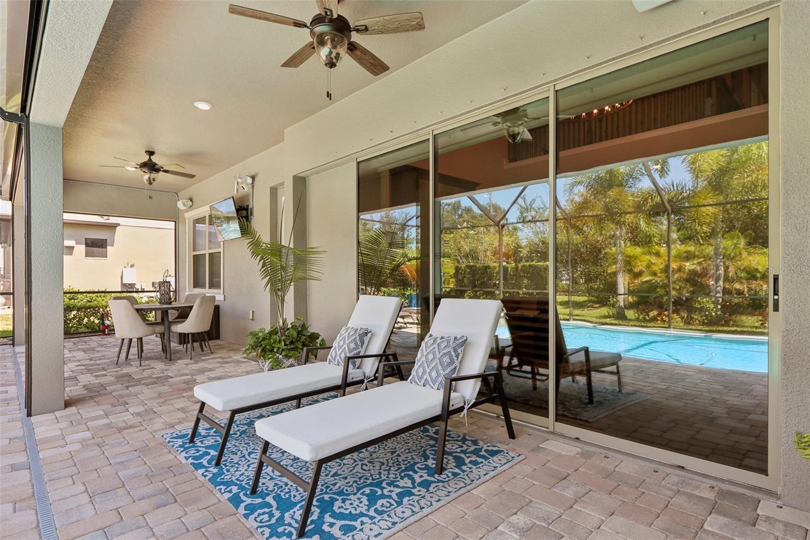 Image 76 of 99 For 842 Forest Glen Court
