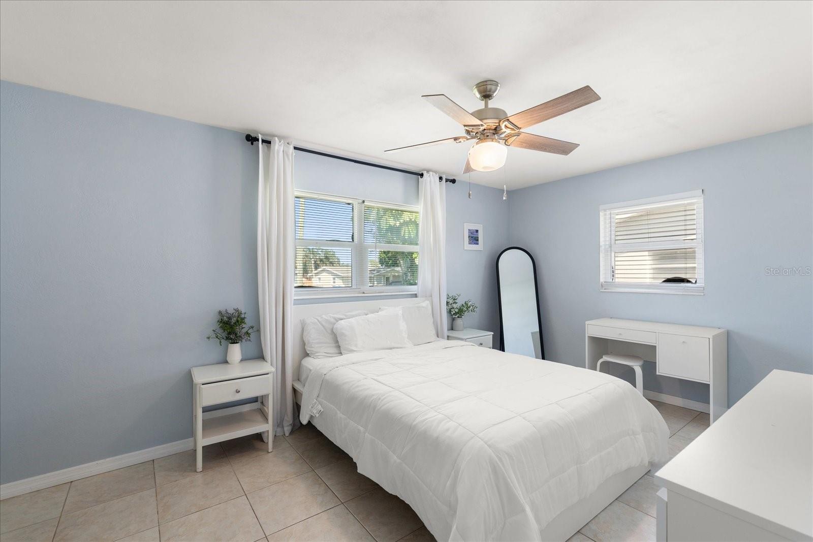 Image 13 of 23 For 11390 71st Terrace