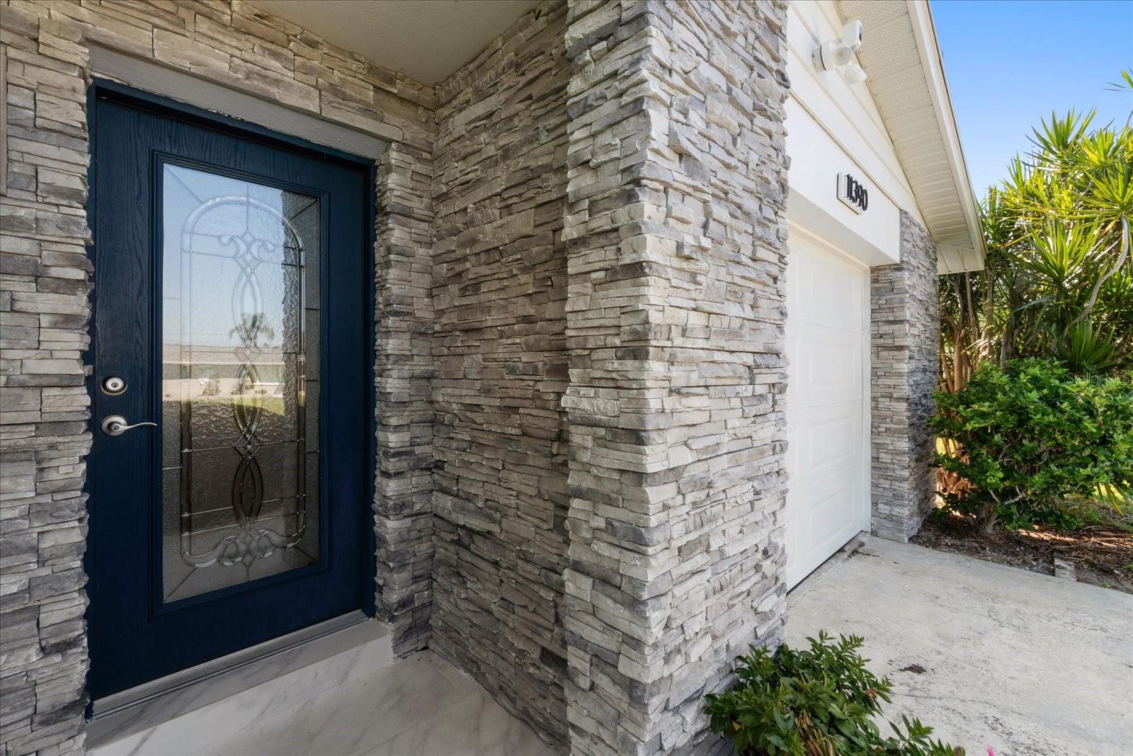 Image 3 of 23 For 11390 71st Terrace