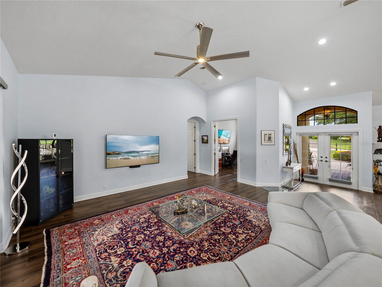Image 13 of 76 For 34120 Americana Avenue