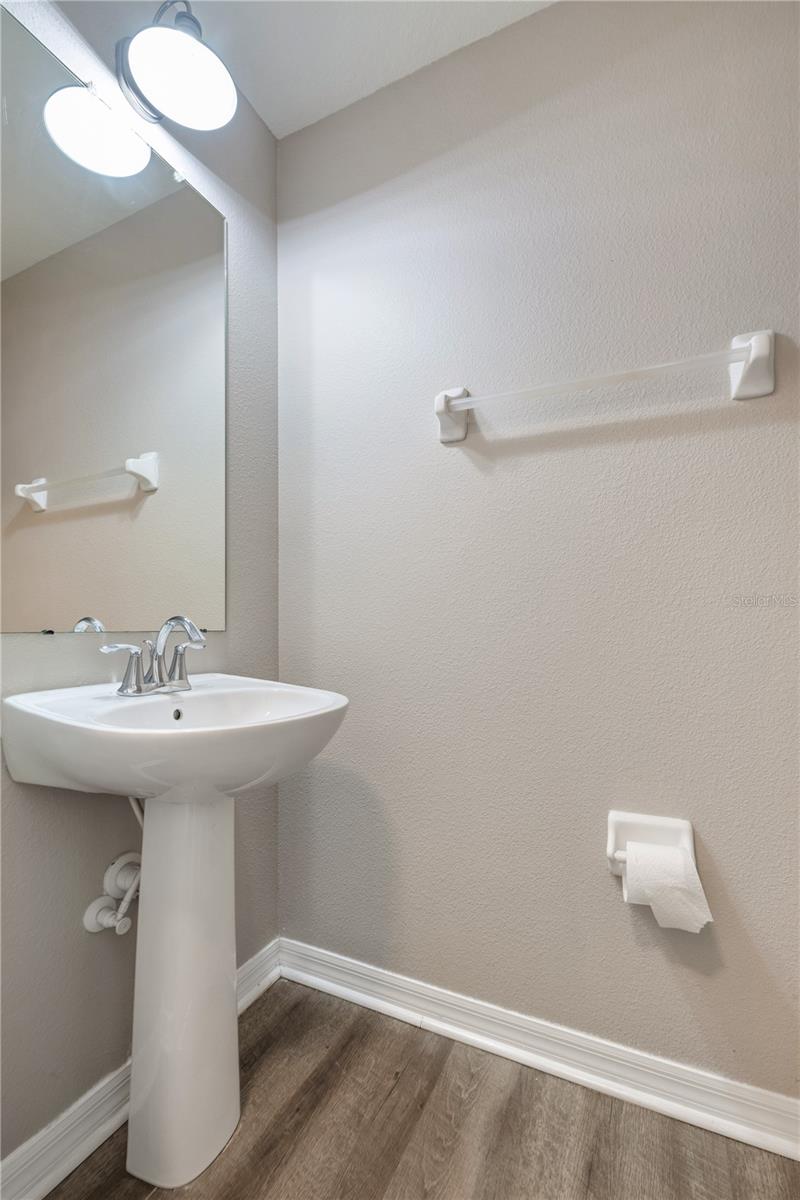 Image 11 of 26 For 18055 Glastonbury Lane