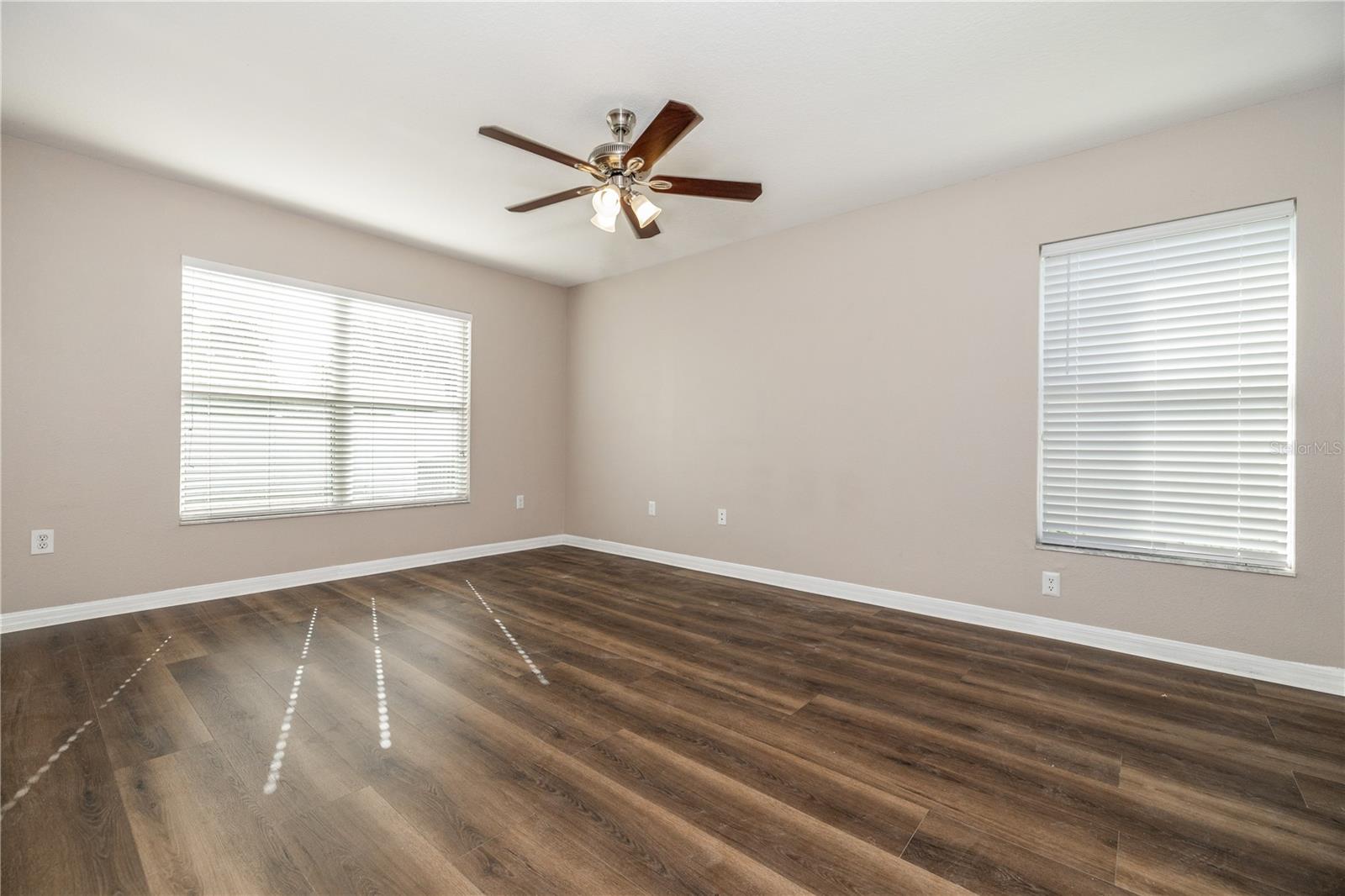 Image 13 of 26 For 18055 Glastonbury Lane