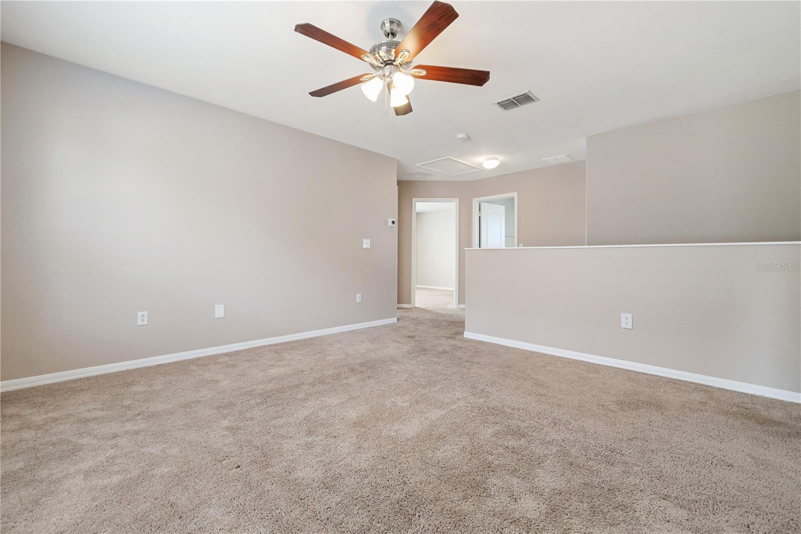 Image 21 of 26 For 18055 Glastonbury Lane