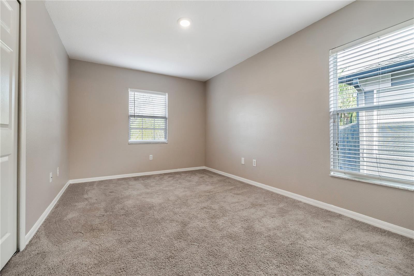 Image 22 of 26 For 18055 Glastonbury Lane