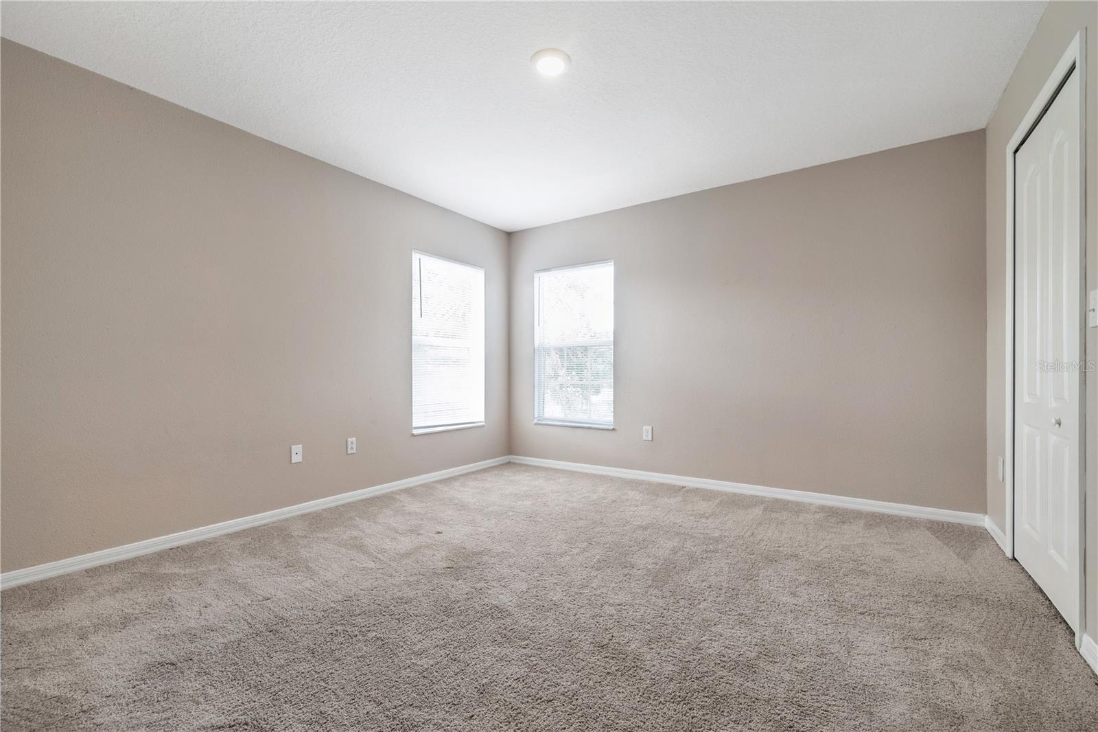 Image 23 of 26 For 18055 Glastonbury Lane
