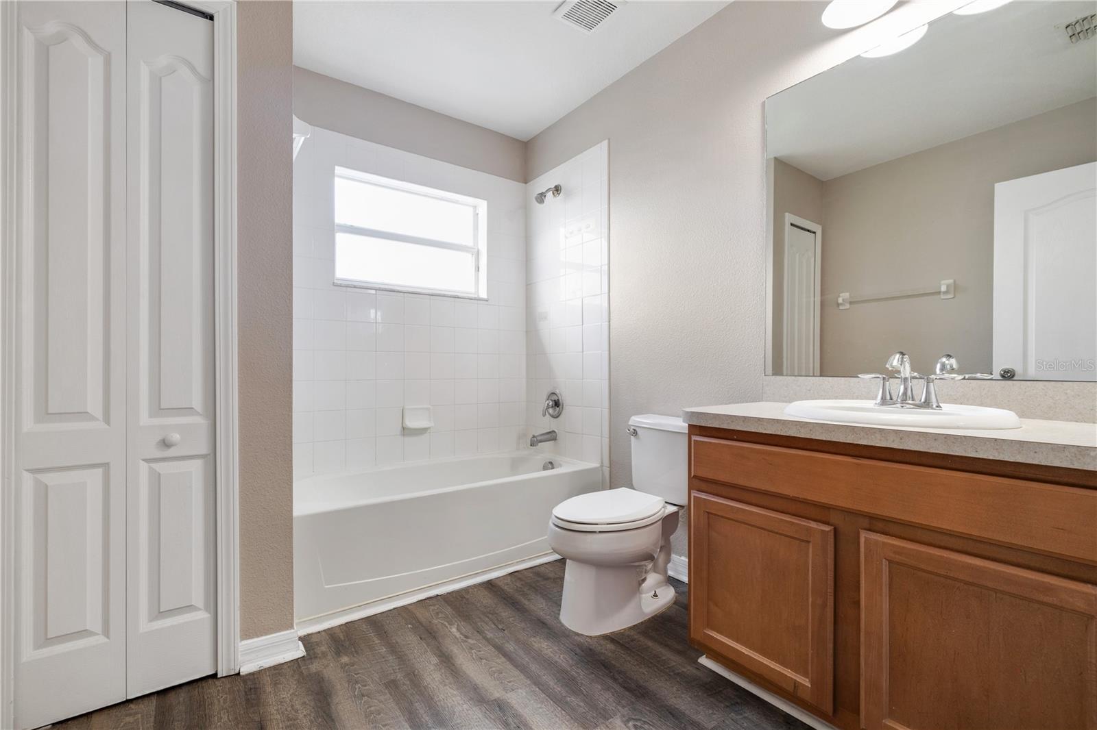 Image 24 of 26 For 18055 Glastonbury Lane