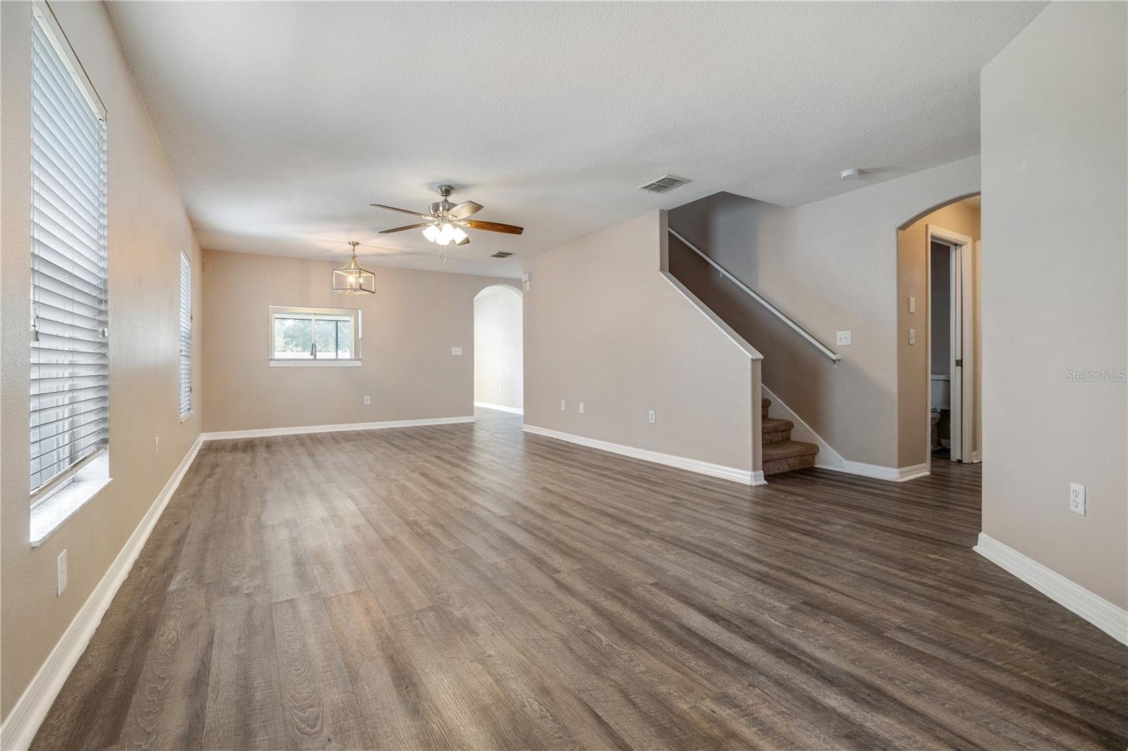 Image 3 of 26 For 18055 Glastonbury Lane