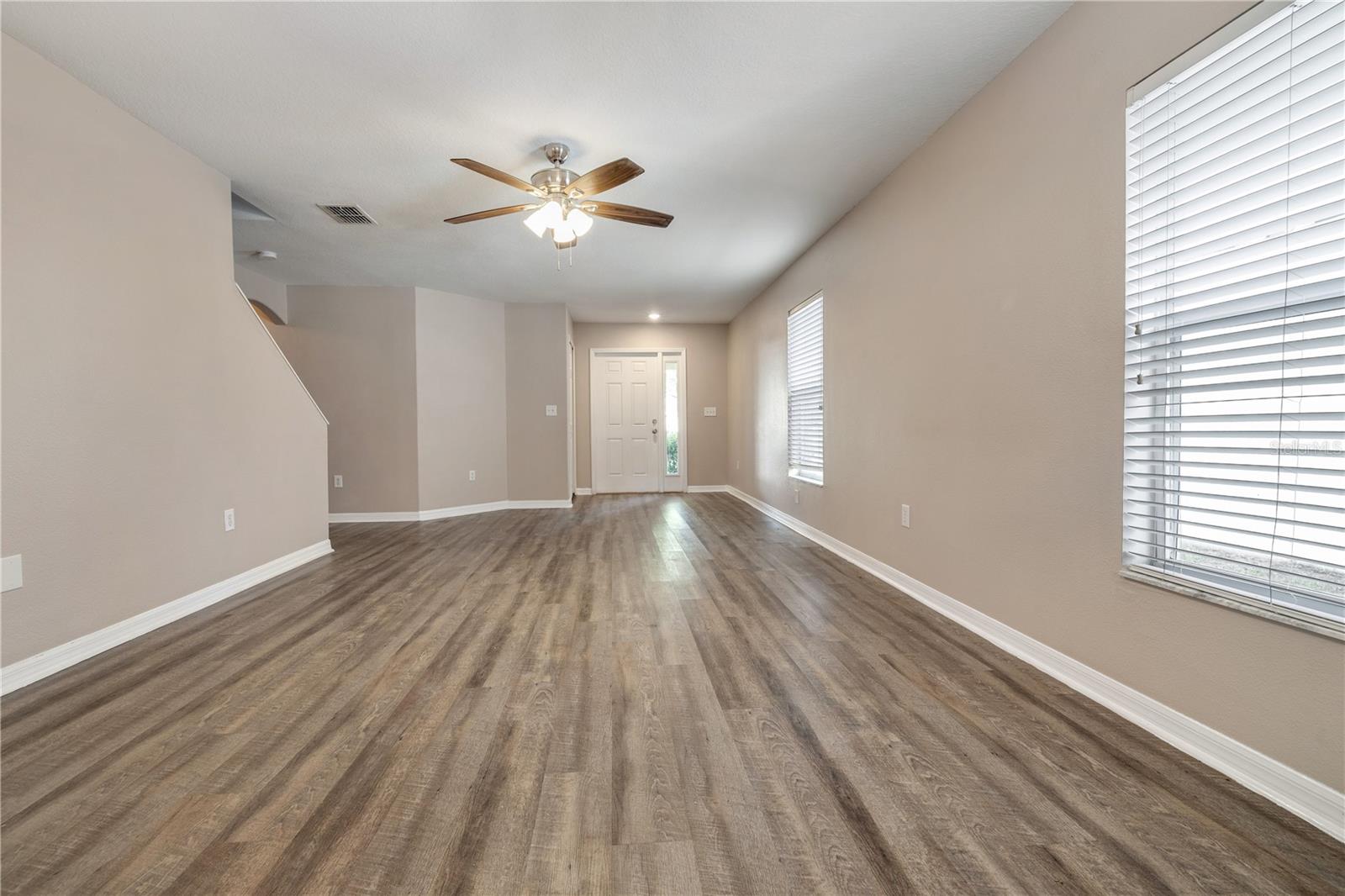Image 5 of 26 For 18055 Glastonbury Lane